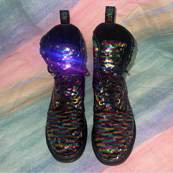 Dr. Martens 1460 PASCAL SEQUIN RAINBOW MULTI+SILVER  women’s size 8 - Picture 10 of 10